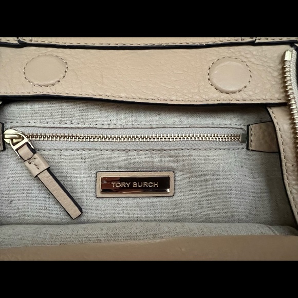 Tory Burch Half Moon Satchel Small in Beigh - Picture 8 of 11